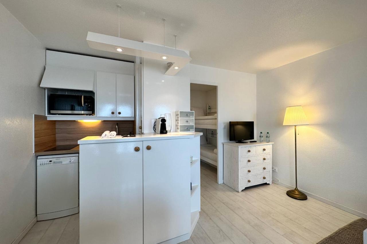 Les Tamaris - Studio With Sea View - ทรูวิลล์-ซูร์-แมร์ ภายนอก รูปภาพ